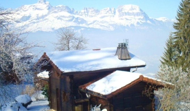 Chalet de 2 chambres avec terrasse amenagee et wifi a Saint Gervais les Bains a 3 km des pistes