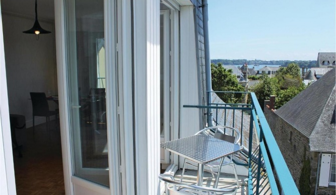 Two-Bedroom Apartment in Dinard