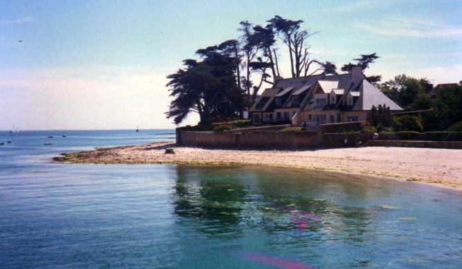 Maison de 4 chambres a Loctudy a 100 m de la plage avec vue sur la mer jardin clos et wifi