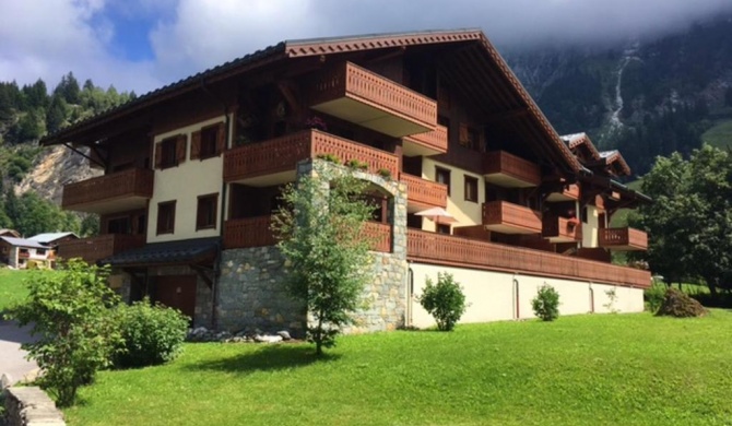 Appartement de 2 chambres a Pralognan la Vanoise a 900 m des pistes avec balcon amenage et wifi